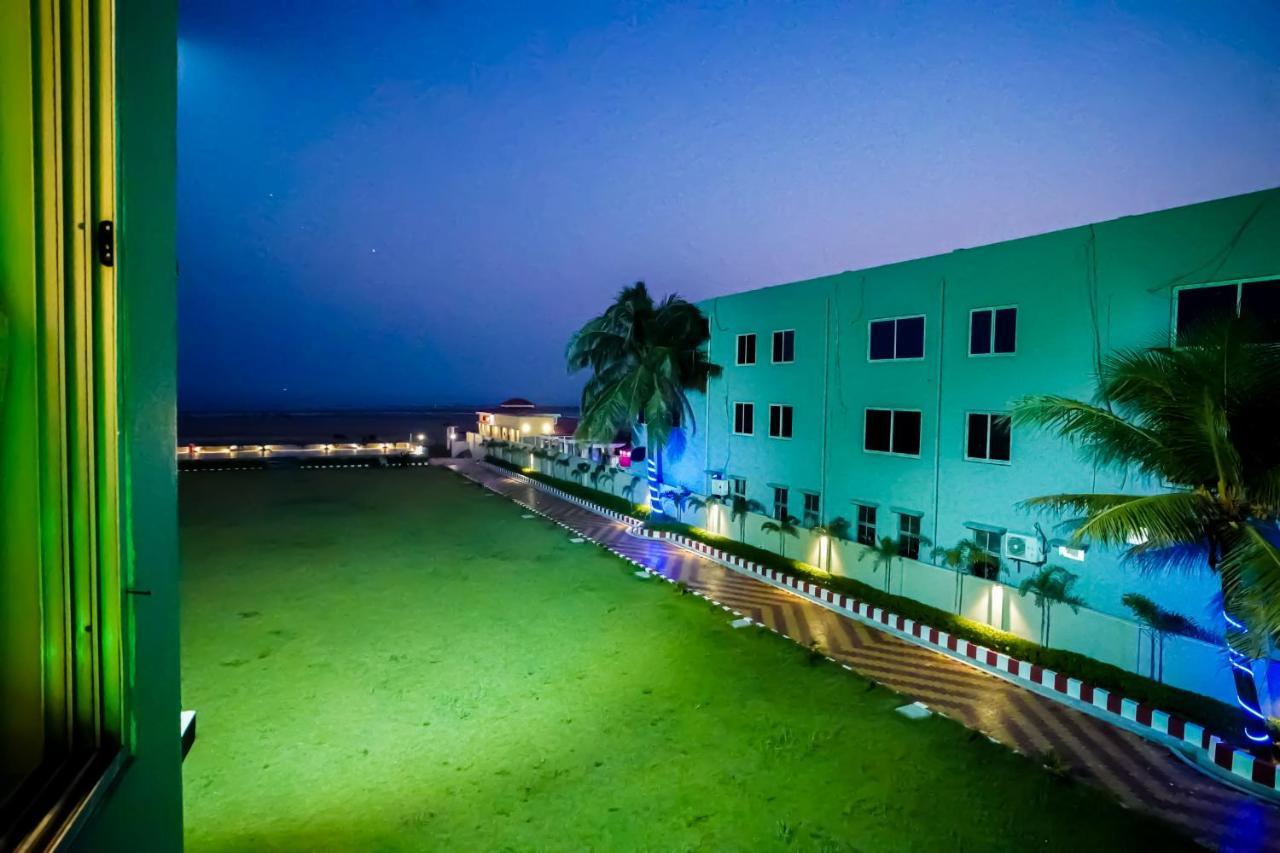 Silver Sand Eco Resort !! Beachfront !! With Biggest Pool And Huge Open Area !! Ideal For Weddings !! Couple Friendly !! Мандармани Экстерьер фото