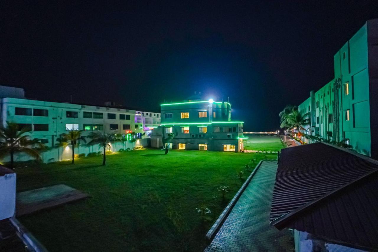 Silver Sand Eco Resort !! Beachfront !! With Biggest Pool And Huge Open Area !! Ideal For Weddings !! Couple Friendly !! Мандармани Экстерьер фото