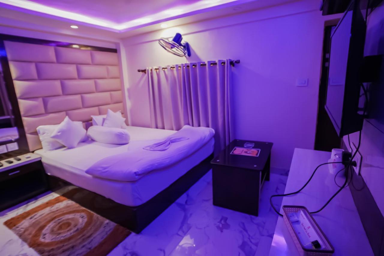 Silver Sand Eco Resort !! Beachfront !! With Biggest Pool And Huge Open Area !! Ideal For Weddings !! Couple Friendly !! Мандармани Экстерьер фото