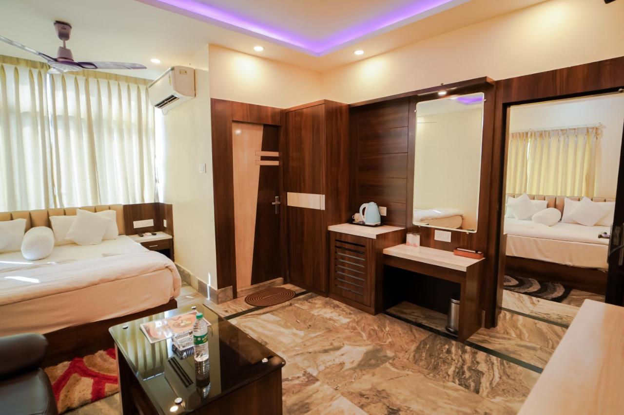 Silver Sand Eco Resort !! Beachfront !! With Biggest Pool And Huge Open Area !! Ideal For Weddings !! Couple Friendly !! Мандармани Экстерьер фото