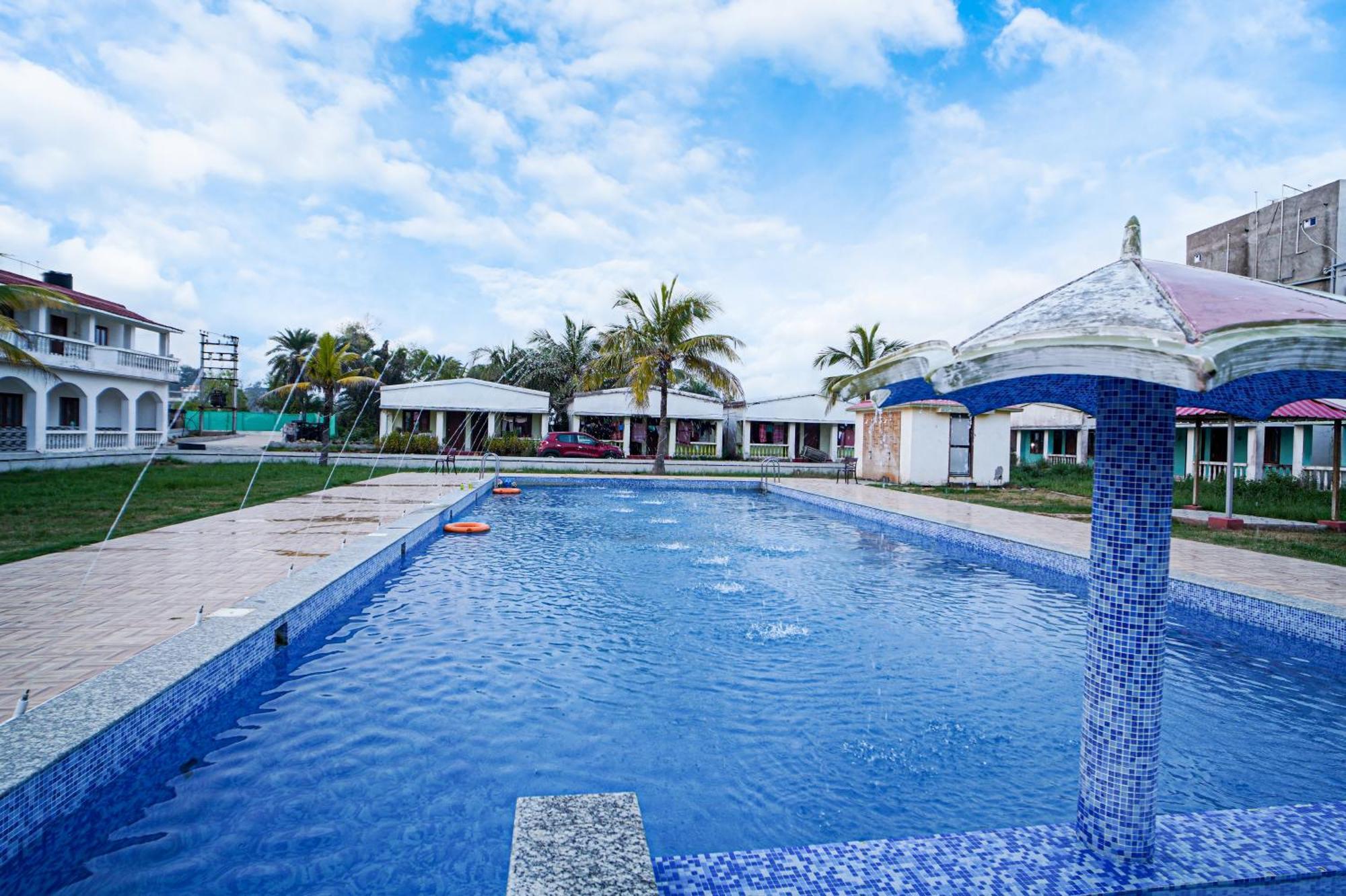 Silver Sand Eco Resort !! Beachfront !! With Biggest Pool And Huge Open Area !! Ideal For Weddings !! Couple Friendly !! Мандармани Экстерьер фото